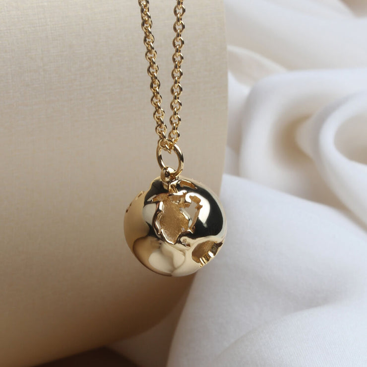 RULE THE WORLD NECKLACE – Citizen Nomade Store